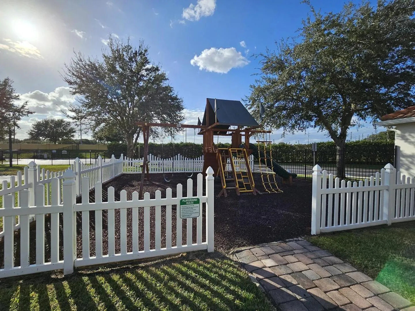 Gated, Private Pool, Pool Table, 8 Miles To Disney, 21 Miles To Universal, Wifi Davenport