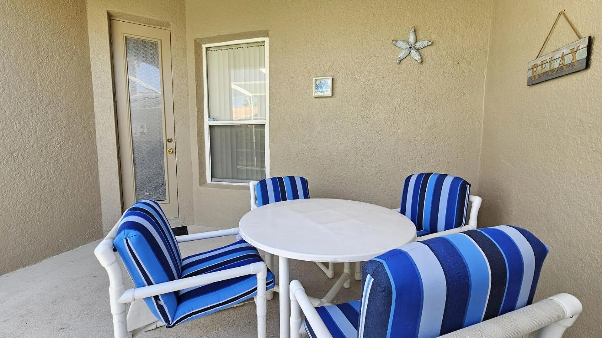 Holiday home Gated, Private Pool, Pool Table, 8 Miles To Disney, 21 Miles To Universal, Wifi Davenport United States