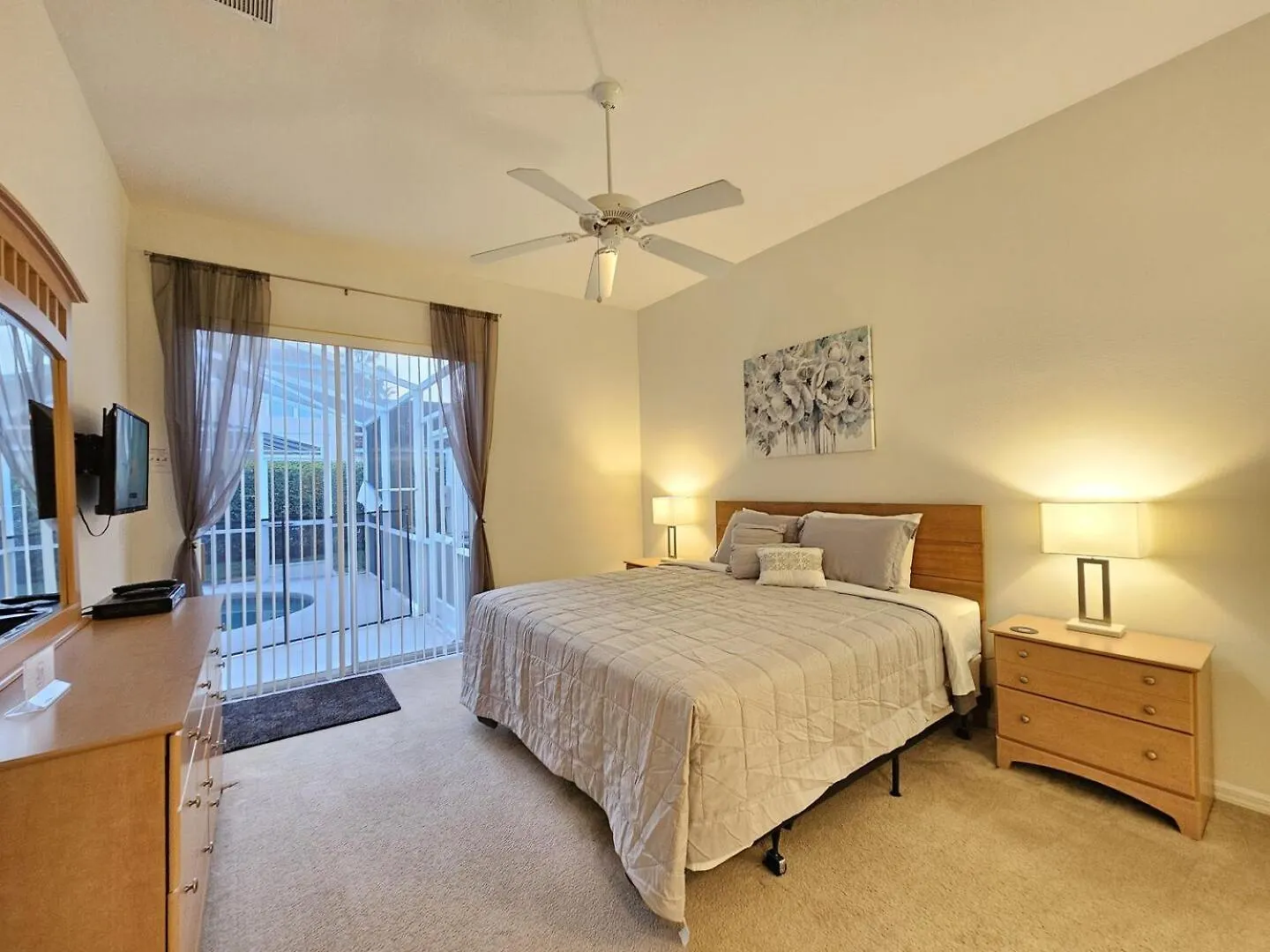 Gated, Private Pool, Pool Table, 8 Miles To Disney, 21 Miles To Universal, Wifi Davenport United States