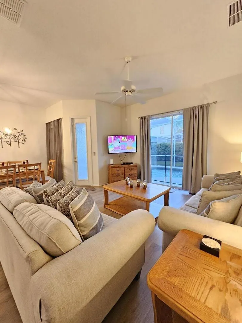 Gated, Private Pool, Pool Table, 8 Miles To Disney, 21 Miles To Universal, Wifi Davenport Holiday home